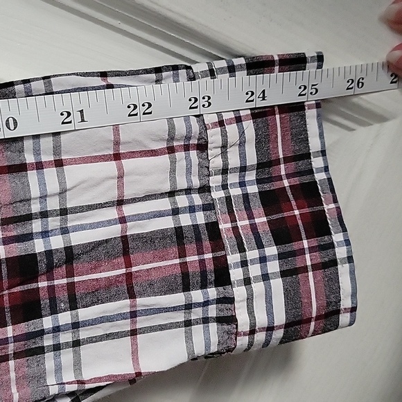 Mens Plaid Print Button Up Top - Picture 11 of 12